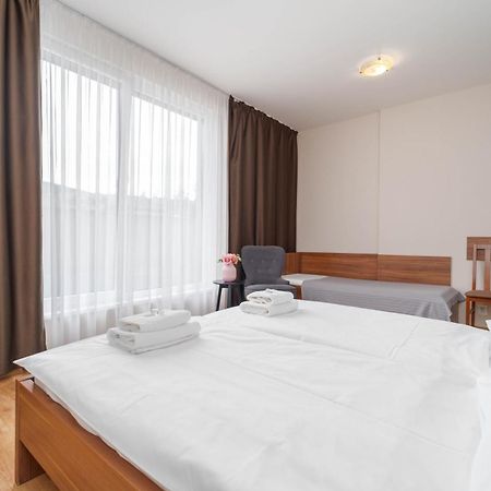 Hotel Arena Brumov Exterior photo