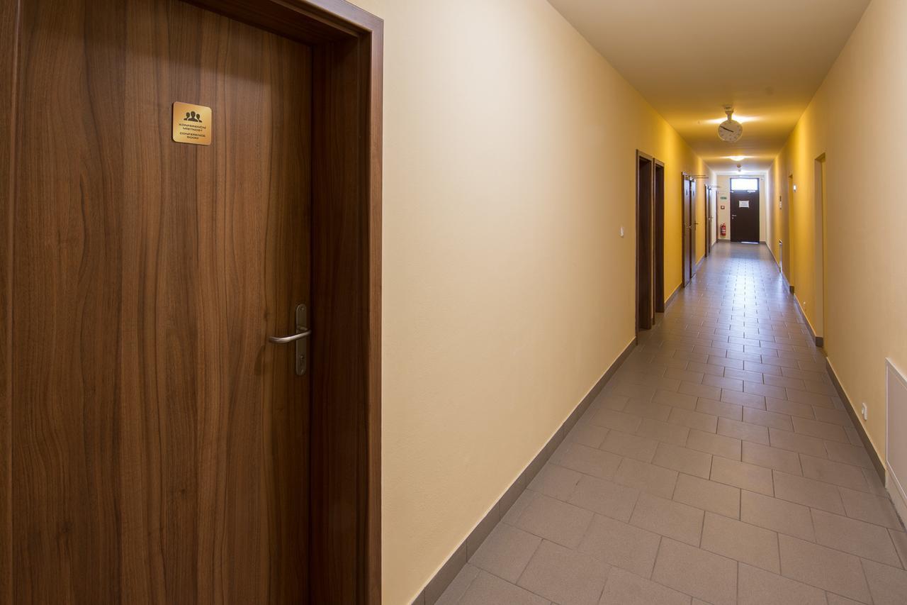 Hotel Arena Brumov Exterior photo